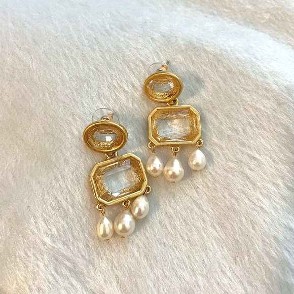Oscar de la Renta Jewelry - Oscar de la Renta Chandelier Earrings with Pearl Drops
